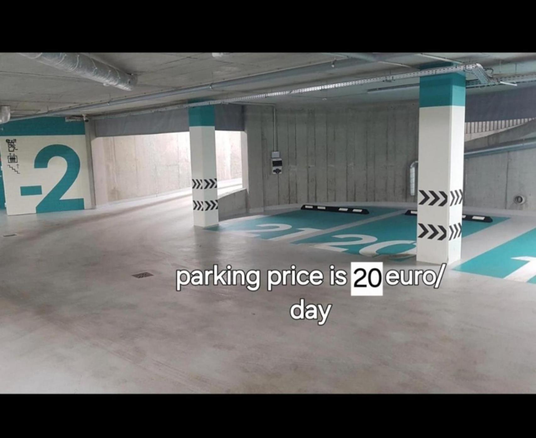 Happy Inn Presidential, Self Check-In, Parking In The Underground Garage ヴィリニュス エクステリア 写真